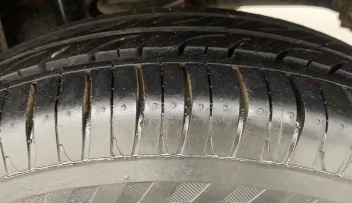 2011 Maruti Alto K10 VXI, Petrol, Manual, 83,452 km, Left Rear Tyre Tread
