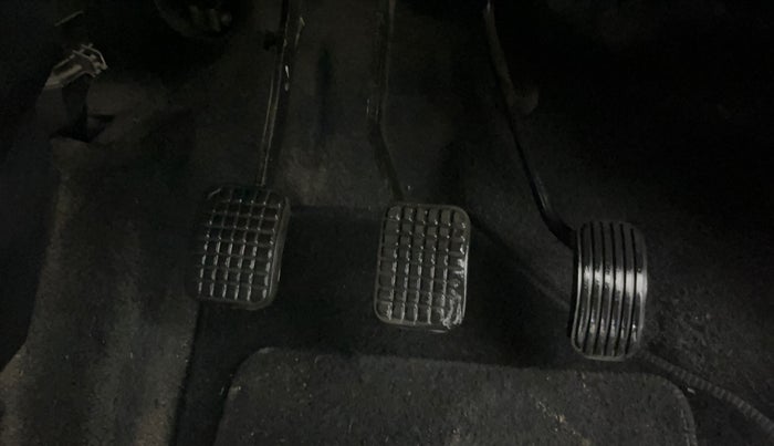 2017 Tata Tiago XT PETROL, Petrol, Manual, 51,821 km, Pedals