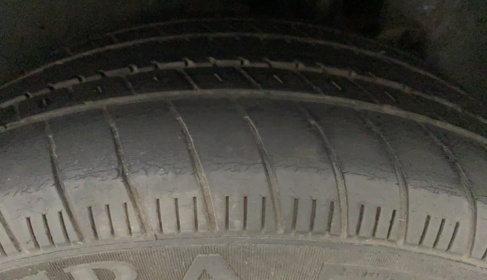 2018 Maruti Dzire ZDI PLUS AMT, Diesel, Automatic, 60,791 km, Left Rear Tyre Tread