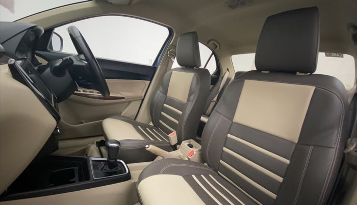 2018 Maruti Dzire ZDI PLUS AMT, Diesel, Automatic, 60,791 km, Right Side Front Door Cabin