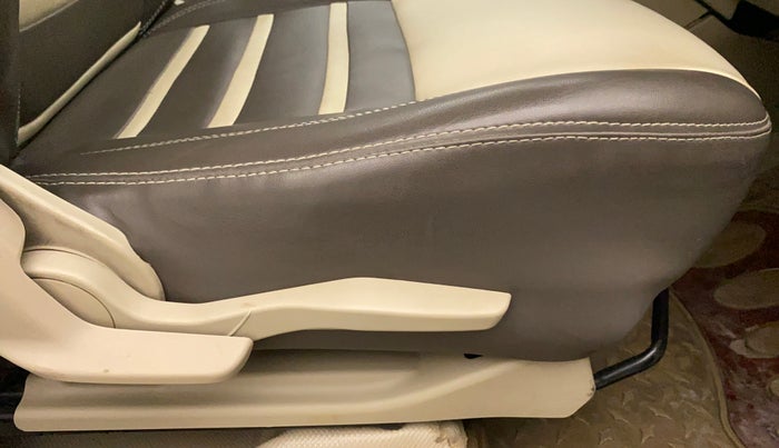 2018 Maruti Dzire ZDI PLUS AMT, Diesel, Automatic, 60,791 km, Driver Side Adjustment Panel