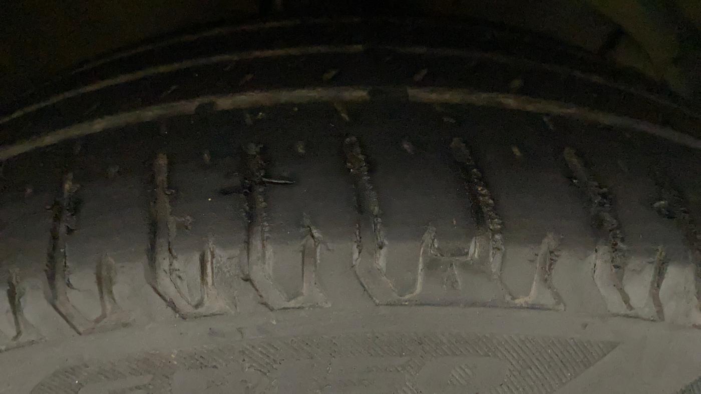 2018 Maruti Dzire ZDI PLUS AMT, Diesel, Automatic, 60,791 km, Right Front Tyre Tread