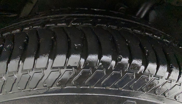 2019 Ford Ecosport TREND + 1.5L PETROL AT, Petrol, Automatic, 35,045 km, Right Rear Tyre Tread