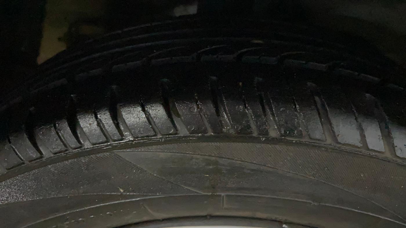2015 Hyundai Xcent BASE 1.2, CNG, Manual, 72,734 km, Right Rear Tyre Tread