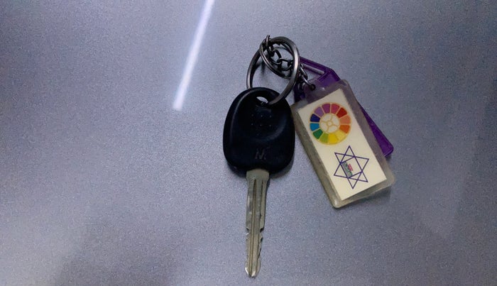 2015 Hyundai Xcent BASE 1.2, CNG, Manual, 72,734 km, Key Close Up