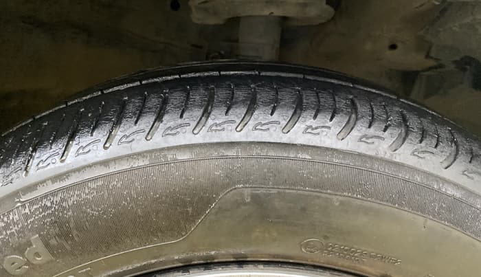 2017 Maruti Ertiga VDI SHVS, Diesel, Manual, 71,620 km, Right Front Tyre Tread