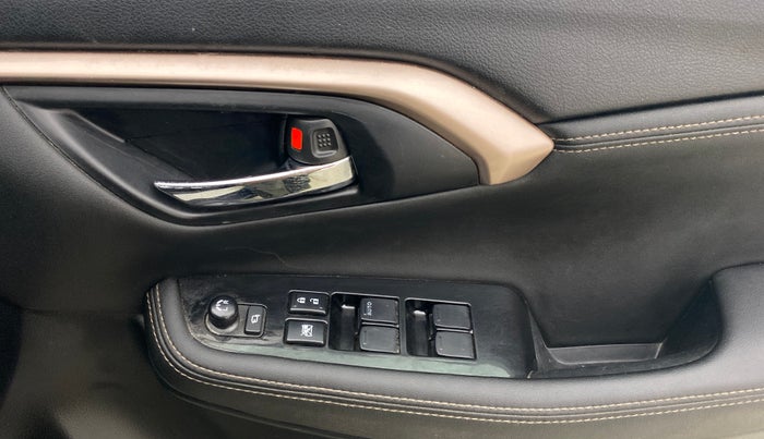 2023 Maruti Grand Vitara ALPHA PLUS HYBRID ECVT, Hybrid, Automatic, 90,677 km, Driver Side Door Panels Control