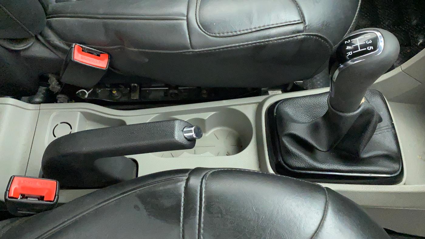 2019 Tata Tiago XZ+ 1.2 Revotron, Petrol, Manual, 40,382 km, Gear Lever