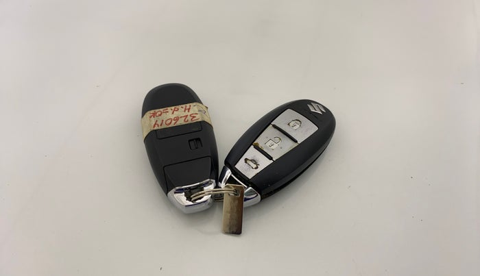 2018 Maruti Ciaz ALPHA 1.4 PETROL, Petrol, Manual, 70,265 km, Key Close Up