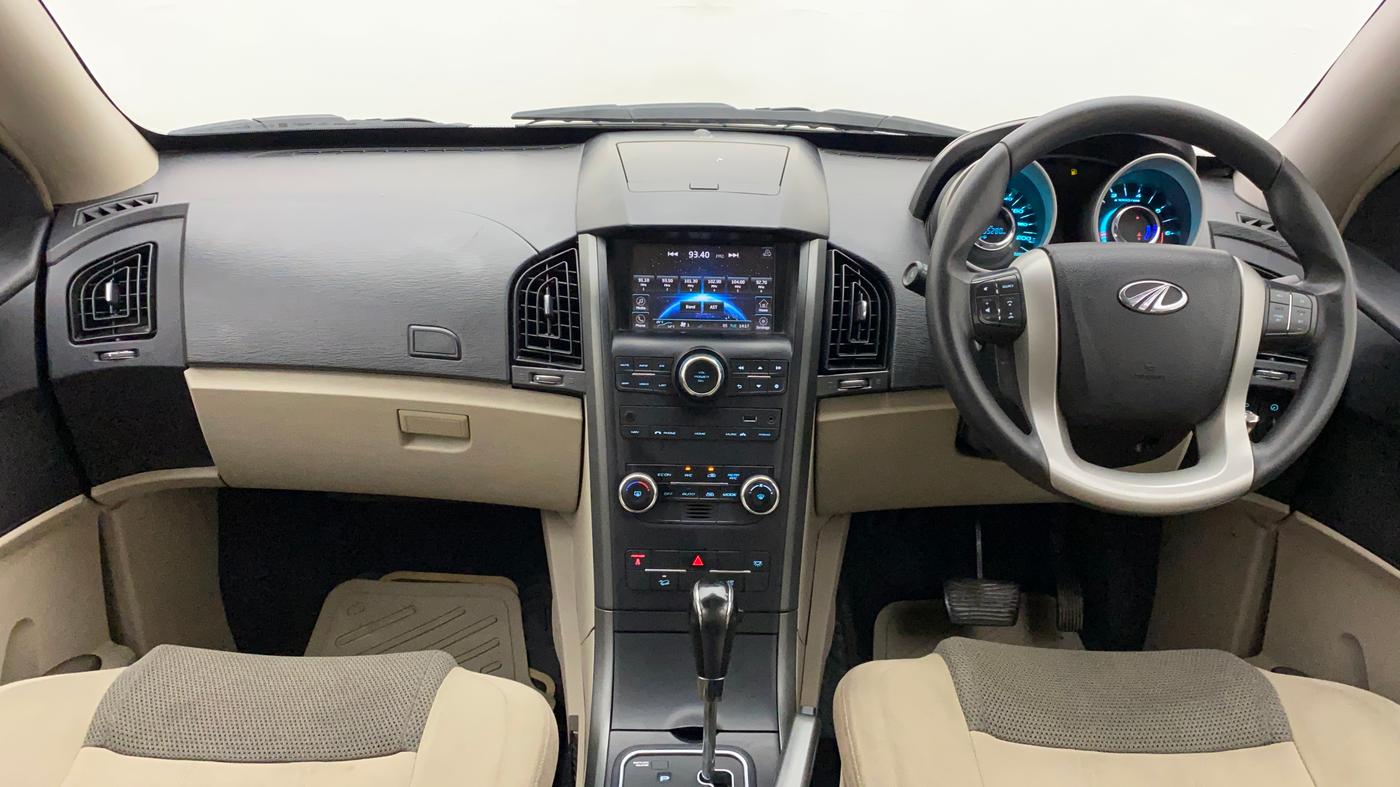 2016 Mahindra XUV500 W6 AT, Diesel, Automatic, 65,569 km, Dashboard