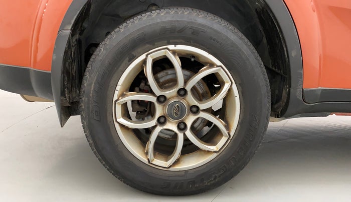 2016 Mahindra XUV500 W6 AT, Diesel, Automatic, 65,569 km, Right Rear Wheel