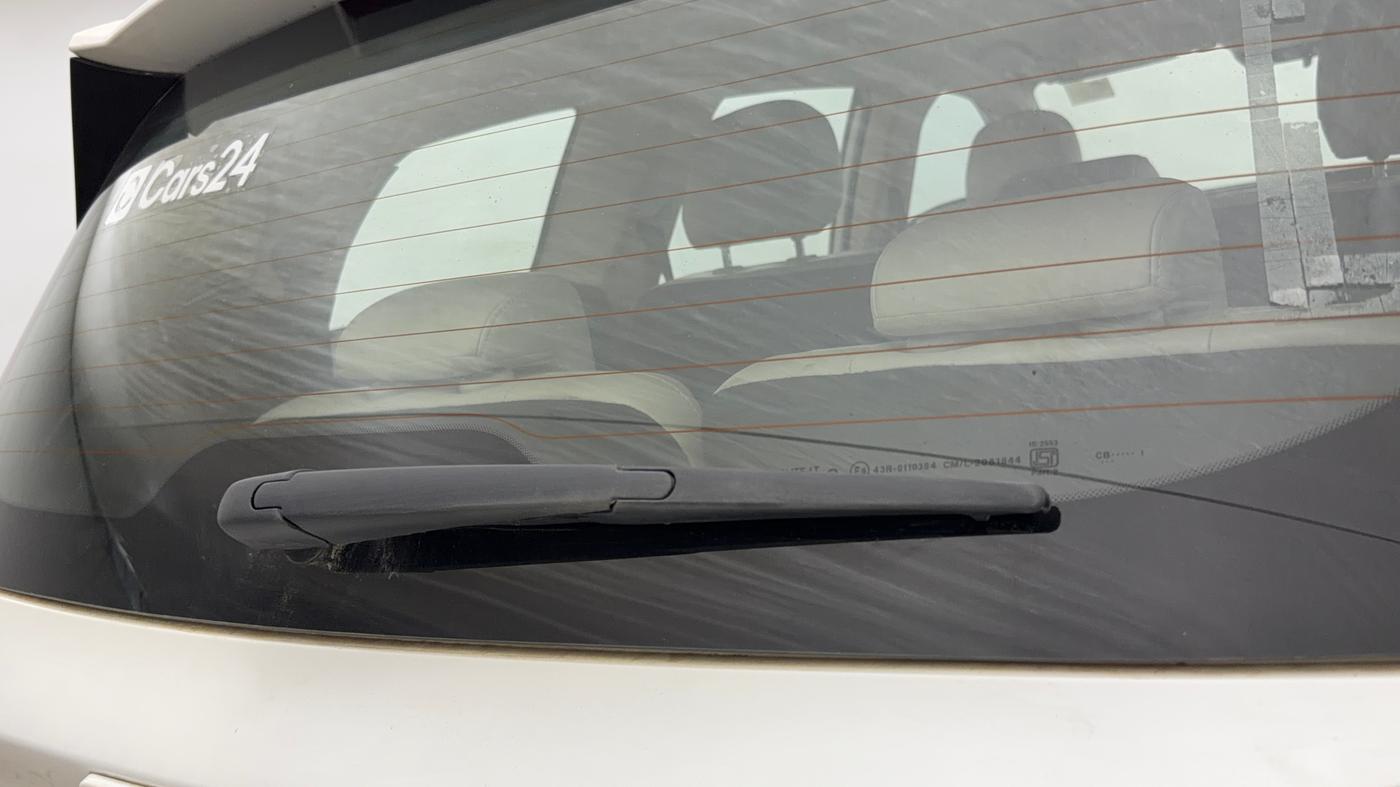 2021 Mahindra XUV700 AX 7 LUXURY P AT 7 STR, Petrol, Automatic, 38,127 km, Rear Wiper