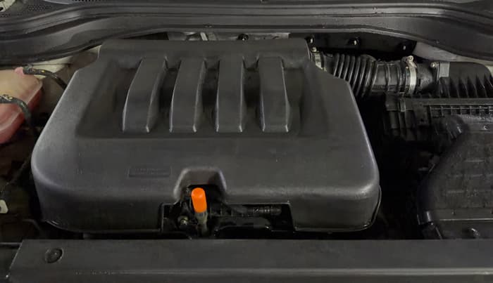 2021 Mahindra XUV700 AX 7 LUXURY P AT 7 STR, Petrol, Automatic, 38,127 km, Engine View
