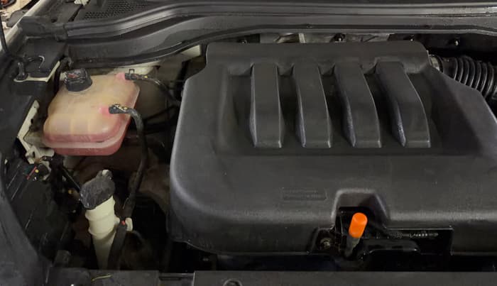 2021 Mahindra XUV700 AX 7 LUXURY P AT 7 STR, Petrol, Automatic, 38,127 km, Engine View - Right