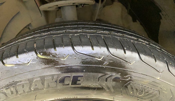 2024 Toyota Urban Cruiser Taisor V 1.0 Petrol AT, Petrol, Automatic, 10,865 km, Left Front Tyre Tread