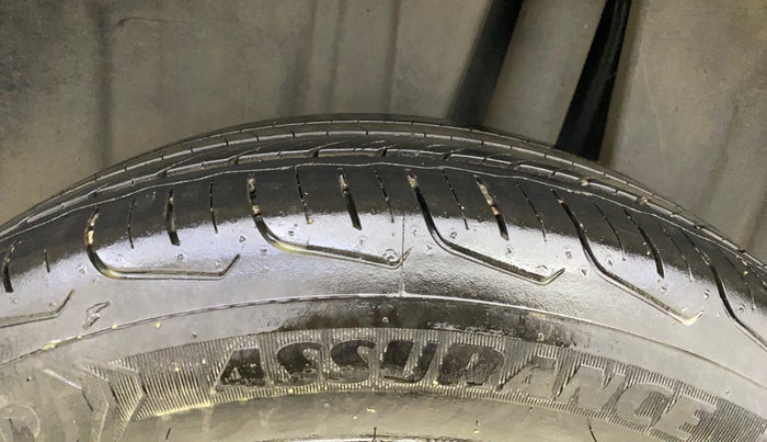 2024 Toyota Urban Cruiser Taisor V 1.0 Petrol AT, Petrol, Automatic, 10,865 km, Left Rear Tyre Tread