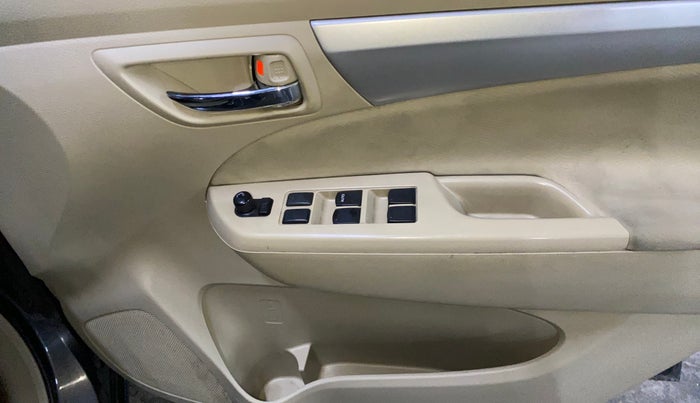 2016 Maruti Ertiga VXI AT, Petrol, Automatic, 68,424 km, Driver Side Door Panels Control