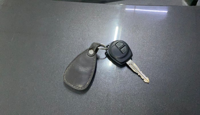 2016 Maruti Ertiga VXI AT, Petrol, Automatic, 68,424 km, Key Close Up