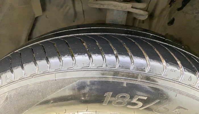 2018 Toyota YARIS V CVT, Petrol, Automatic, 62,361 km, Left Front Tyre Tread