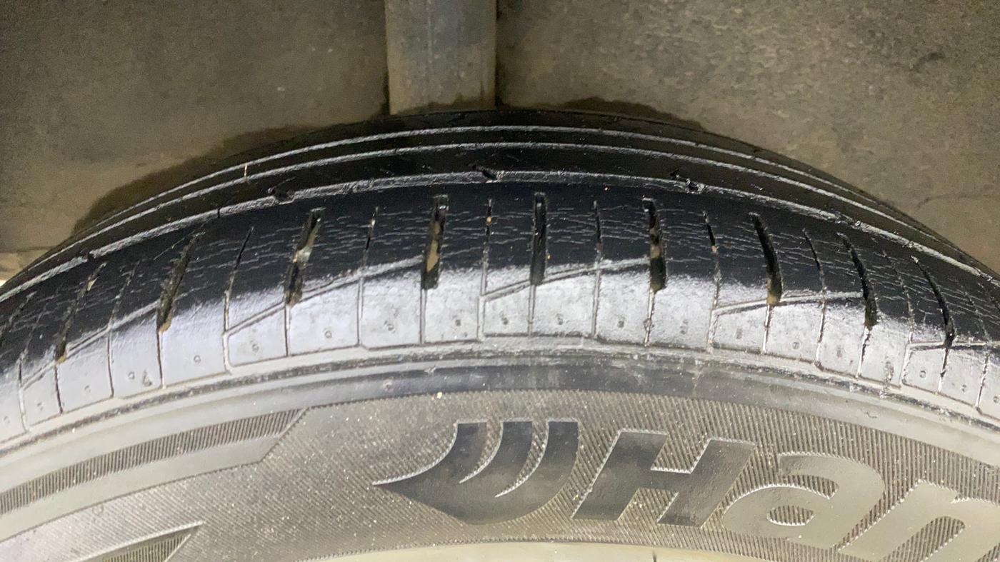 2018 Toyota YARIS V CVT, Petrol, Automatic, 62,645 km, Right Rear Tyre Tread