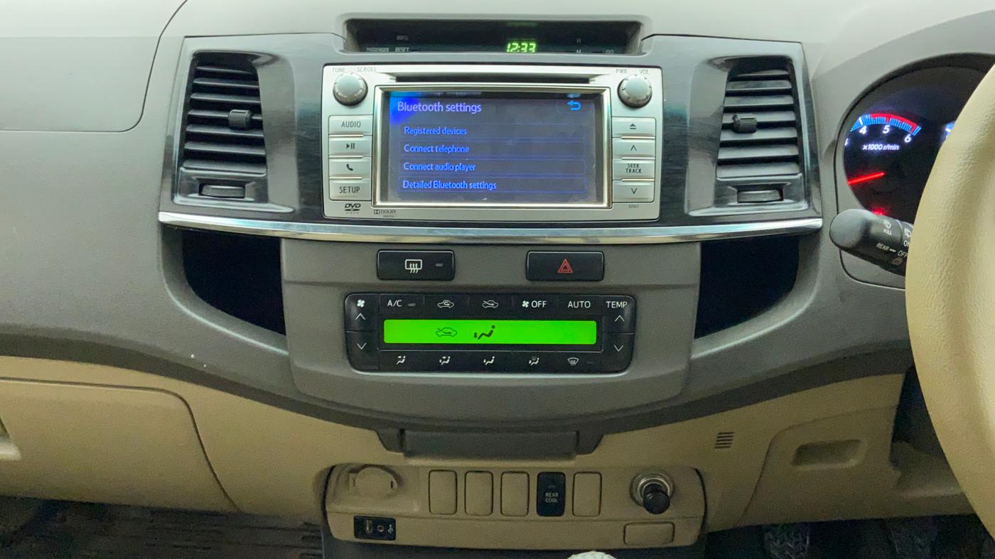 2013 Toyota Fortuner 3.0 MT 4X2, Diesel, Manual, 1,00,509 km, Air Conditioner