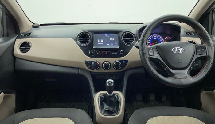 2017 Hyundai Grand i10 SPORTZ O 1.2, Petrol, Manual, 44,688 km, Dashboard