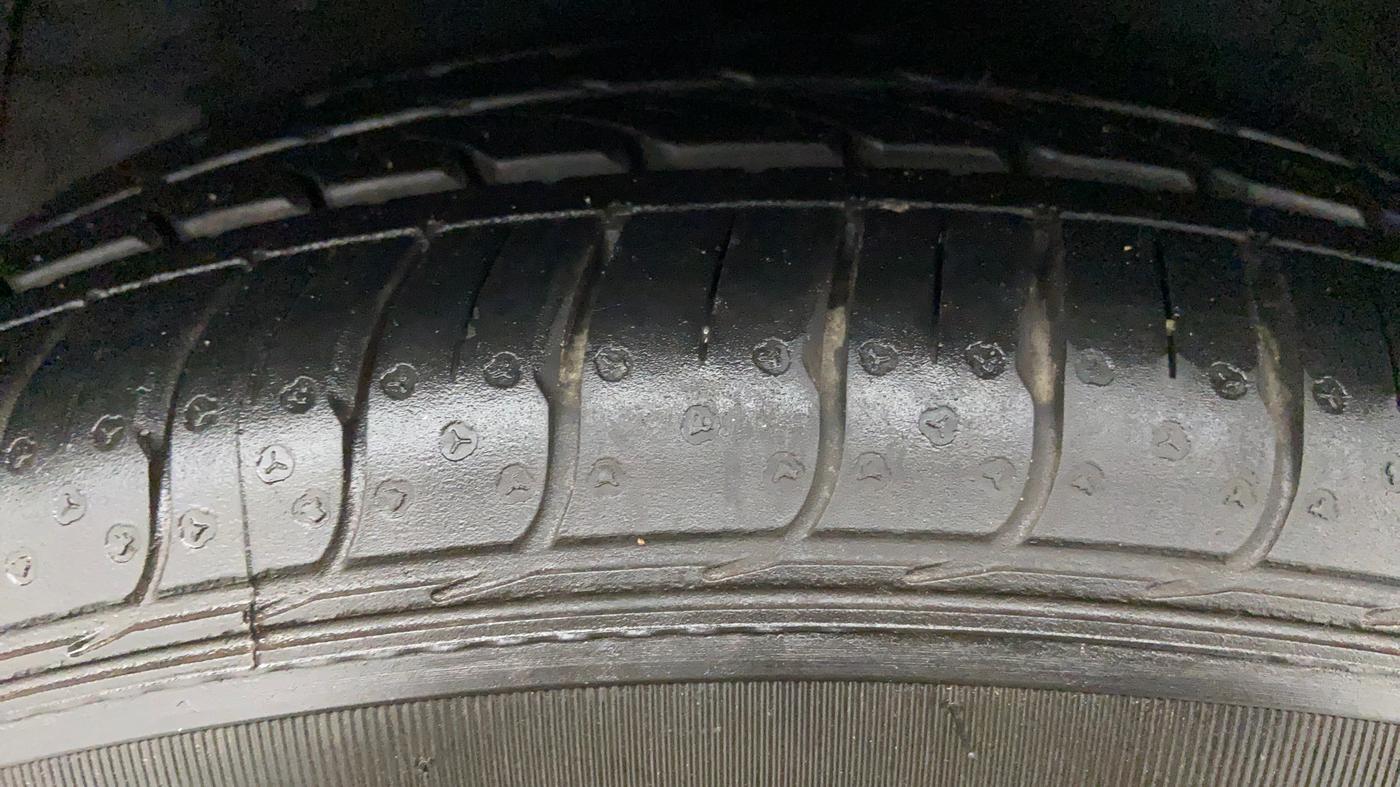 2017 Hyundai Grand i10 SPORTZ O 1.2, Petrol, Manual, 44,688 km, Right Rear Tyre Tread