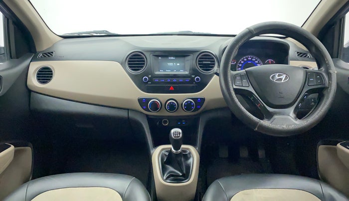2017 Hyundai Grand i10 SPORTZ 1.2 KAPPA VTVT, Petrol, Manual, 77,929 km, Dashboard