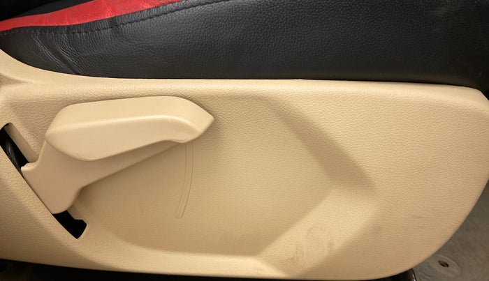 2018 Ford Figo Aspire 1.2 TITANIUM PETROL, Petrol, Manual, 14,692 km, Driver Side Adjustment Panel