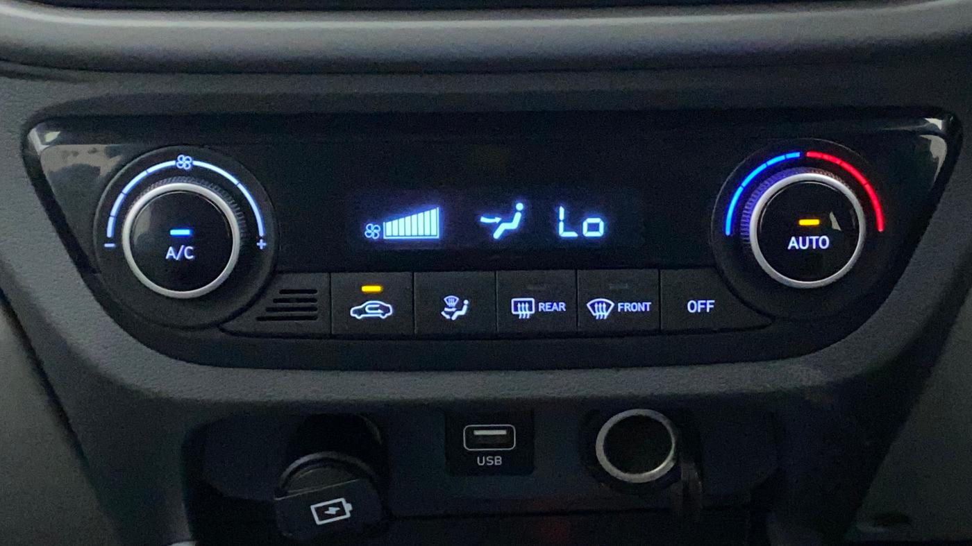 2022 Hyundai GRAND I10 NIOS ASTA AMT 1.2 KAPPA VTVT, Petrol, Automatic, 19,892 km, Automatic Climate Control