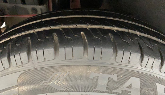 2013 Maruti Swift VDI, Diesel, Manual, 93,871 km, Right Rear Tyre Tread