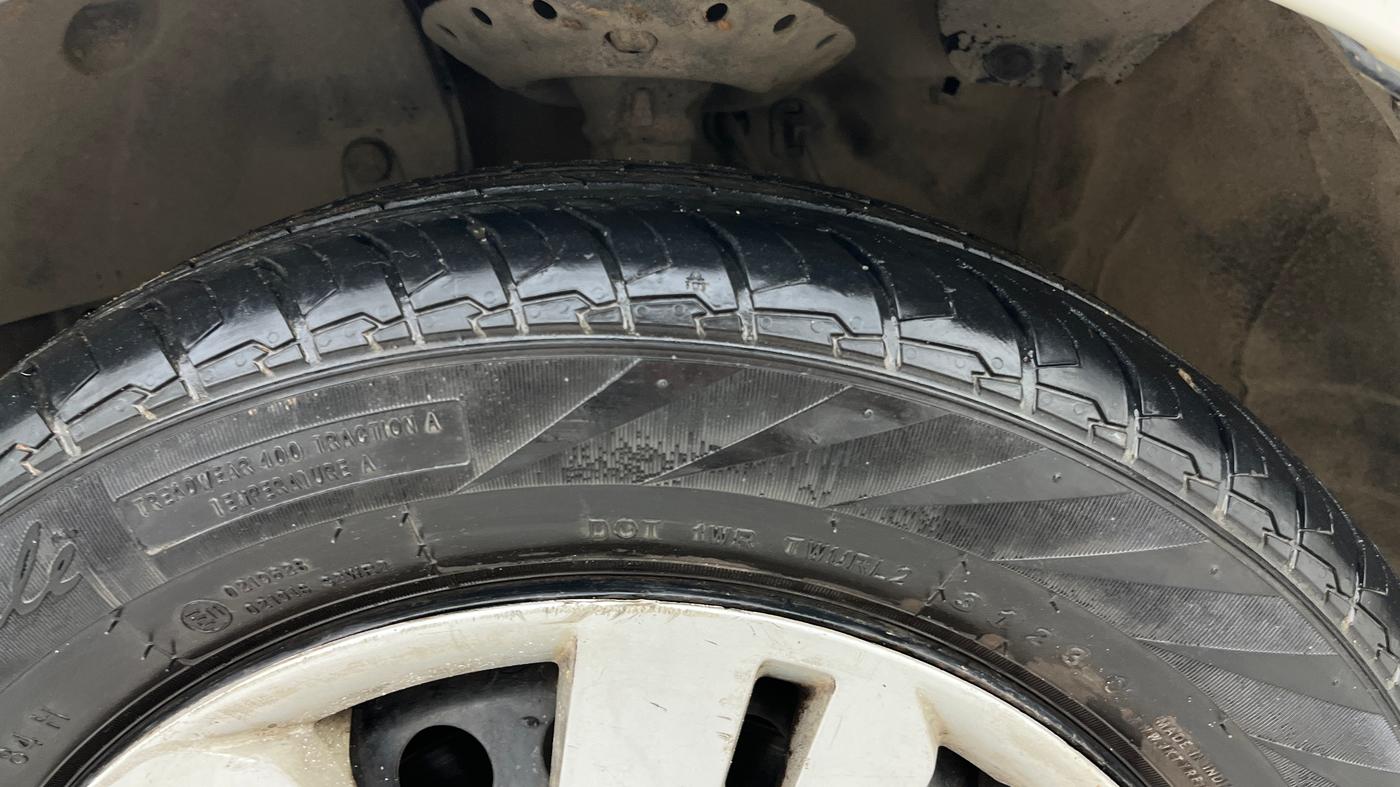 2015 Honda City 1.5L I-VTEC SV, Petrol, Manual, 74,564 km, Left Front Tyre Tread