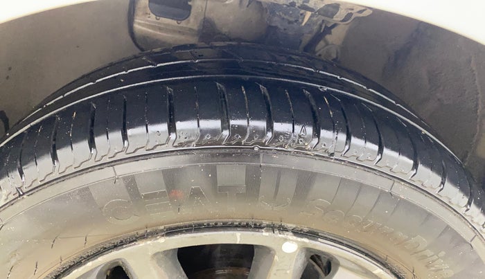 2019 Hyundai Elite i20 SPORTZ PLUS 1.2, Petrol, Manual, 39,666 km, Left Front Tyre Tread