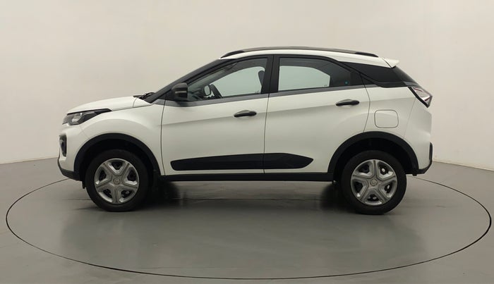 2020 Tata NEXON XM SUNROOF PETROL, Petrol, Manual, 27,627 km, Left Side