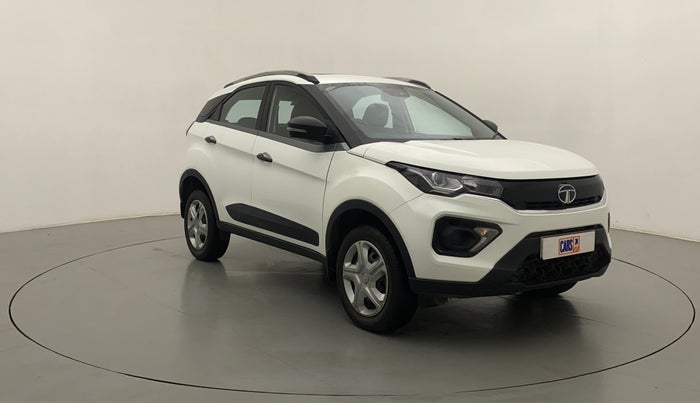 2020 Tata NEXON XM SUNROOF PETROL, Petrol, Manual, 27,627 km, Right Front Diagonal