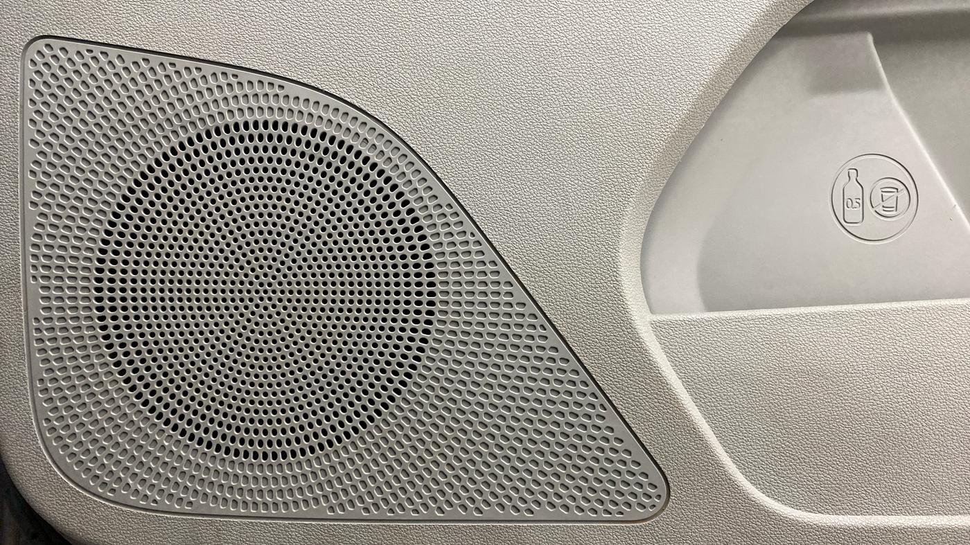 2018 Tata Tiago XZA 1.2 REVOTRON, Petrol, Automatic, 99,192 km, Speaker