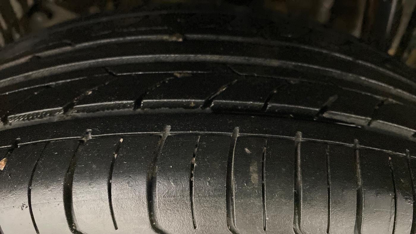 2018 Tata Tiago XZA 1.2 REVOTRON, Petrol, Automatic, 99,192 km, Left Rear Tyre Tread