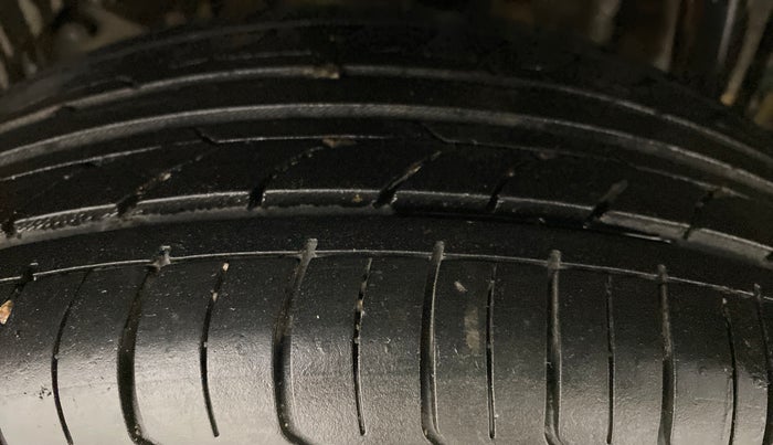 2018 Tata Tiago XZA 1.2 REVOTRON, Petrol, Automatic, 99,192 km, Left Rear Tyre Tread