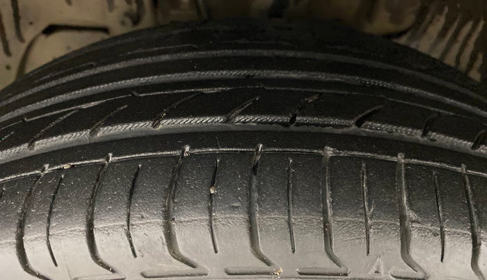 2018 Tata Tiago XZA 1.2 REVOTRON, Petrol, Automatic, 99,192 km, Left Front Tyre Tread