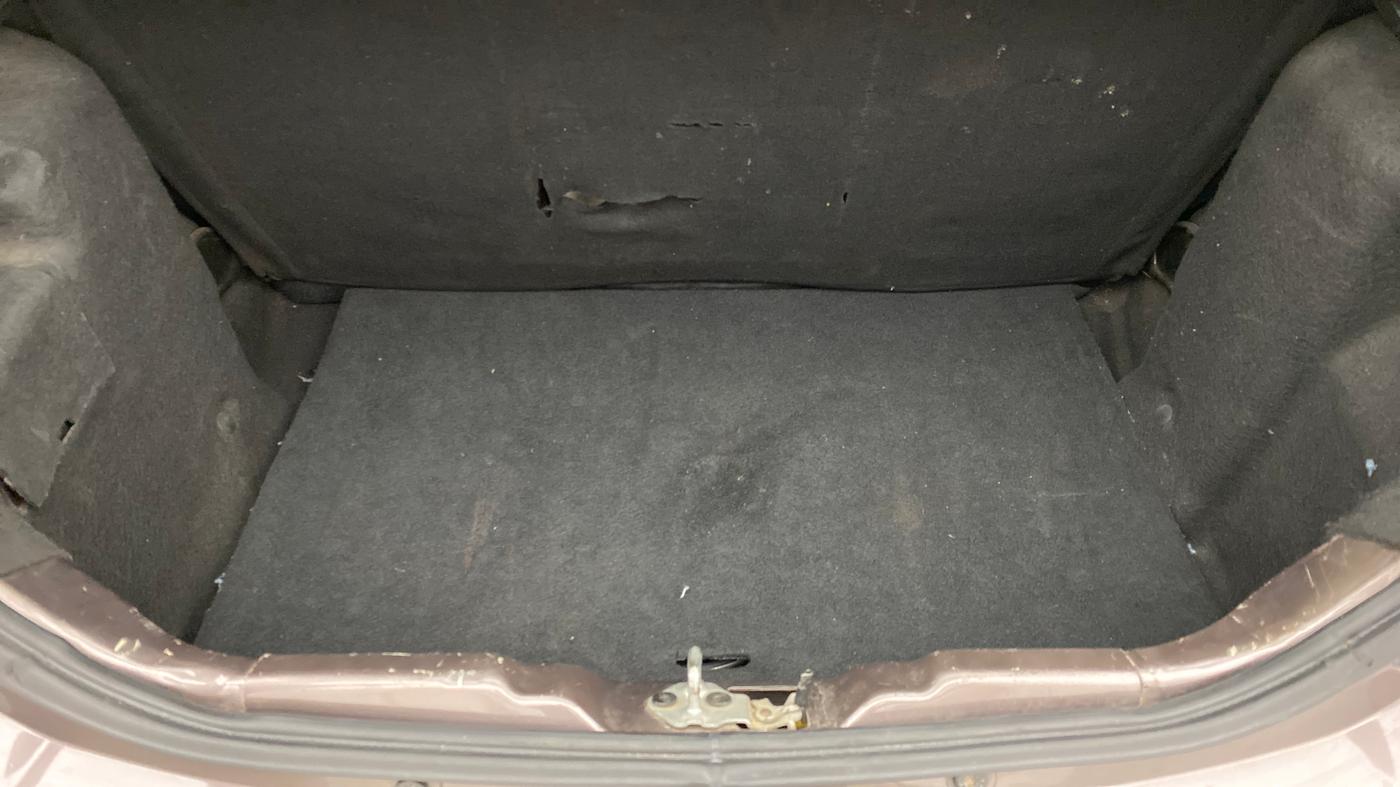 2018 Tata Tiago XZA 1.2 REVOTRON, Petrol, Automatic, 99,192 km, Boot Inside