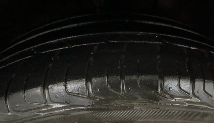 2019 Hyundai VENUE SX PLUS 1.0 TURBO DCT, Petrol, Automatic, 97,024 km, Right Front Tyre Tread