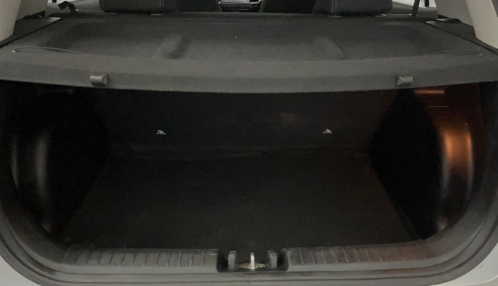 2019 Hyundai VENUE SX PLUS 1.0 TURBO DCT, Petrol, Automatic, 97,024 km, Boot Inside