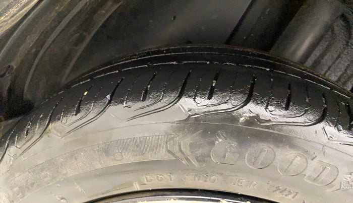 2021 Tata ALTROZ XZ PLUS PETROL DARK EDITION, Petrol, Manual, 68,502 km, Right Rear Tyre Tread