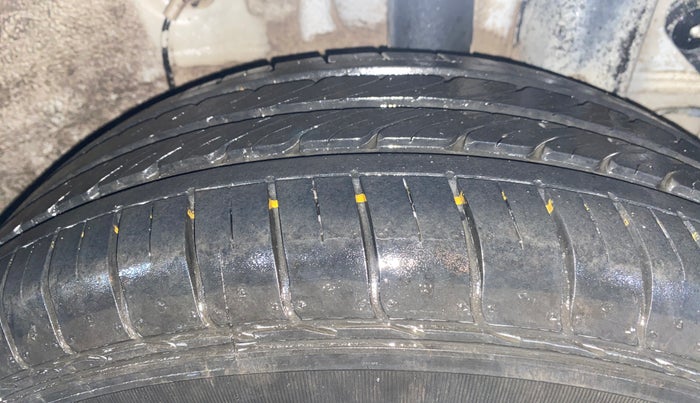 2016 Hyundai Elite i20 SPORTZ 1.2, Petrol, Manual, 35,991 km, Left Rear Tyre Tread