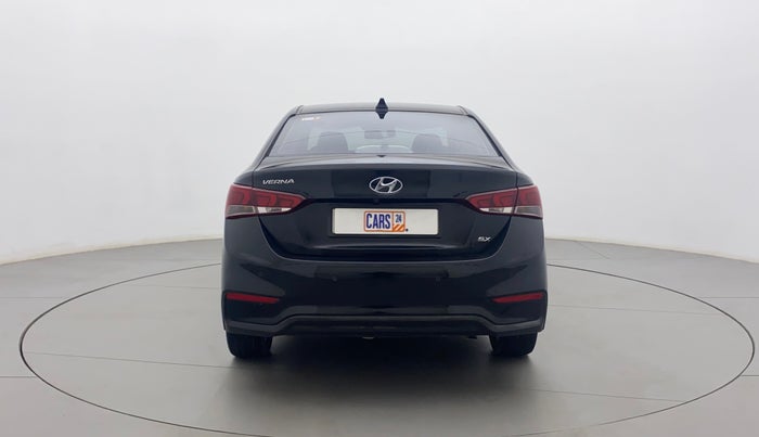 2018 Hyundai Verna 1.6 CRDI SX + AT, Diesel, Automatic, 91,464 km, Back/Rear