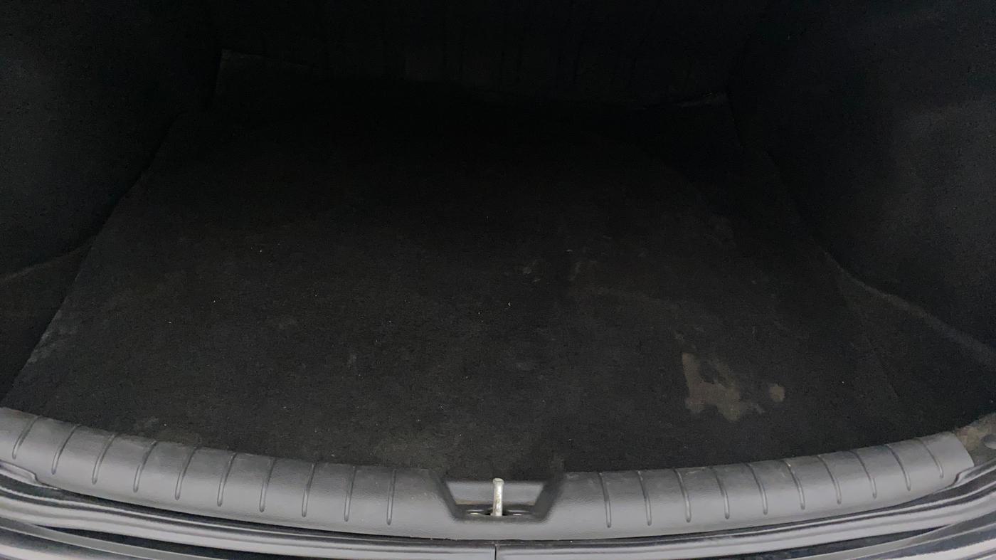 2018 Hyundai Verna 1.6 CRDI SX + AT, Diesel, Automatic, 91,464 km, Boot Inside