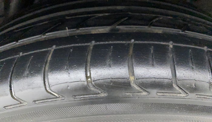 2018 Hyundai Verna 1.6 CRDI SX + AT, Diesel, Automatic, 91,464 km, Left Rear Tyre Tread