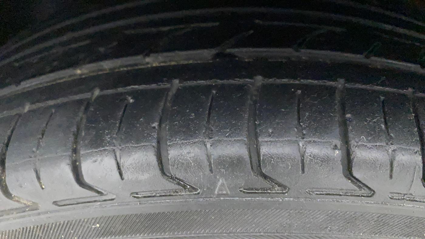 2018 Hyundai Verna 1.6 CRDI SX + AT, Diesel, Automatic, 91,464 km, Left Front Tyre Tread