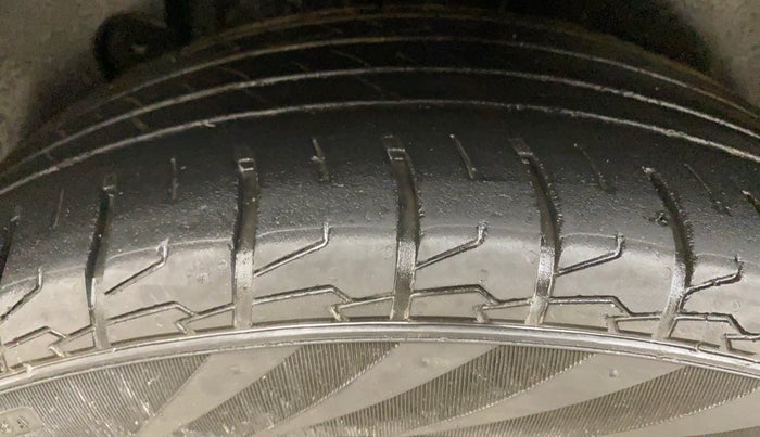 2019 KIA SELTOS HTX PLUS 1.5 DIESEL, Diesel, Manual, 1,07,500 km, Right Front Tyre Tread