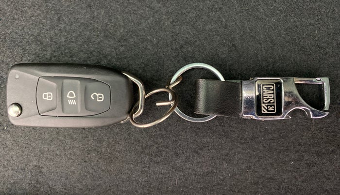 2018 Tata Hexa Varicor 400 XTA, Diesel, Automatic, 77,408 km, Key Close Up